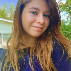 Meet your Posher, Emy